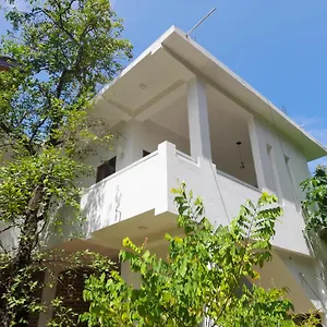 https://glory-inn.negombohotels.net