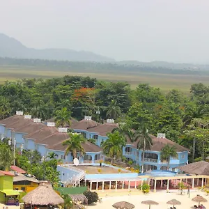 https://beachcomber-club.comcaribbean.com